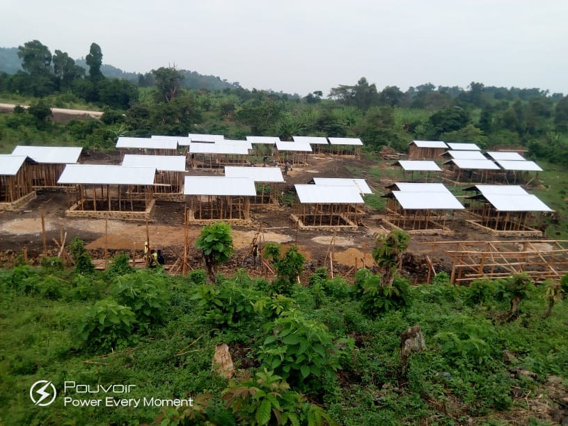 Construction de 50 maisons et 50 latrines à Rwanguba — vue 2